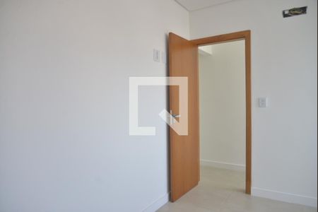 Casa à venda com 270m², 3 quartos e 4 vagasQuarto 2