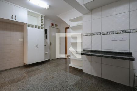 Apartamento para alugar com 240m², 5 quartos e 3 vagas Apartamento para alugar com 240m², 5 quartos e 3 vagasCozinha