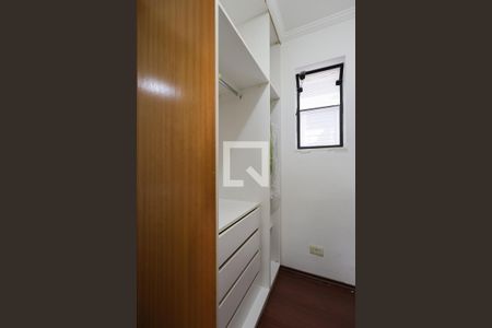 Apartamento para alugar com 240m², 5 quartos e 3 vagas Apartamento para alugar com 240m², 5 quartos e 3 vagasCloset da Suíte 2