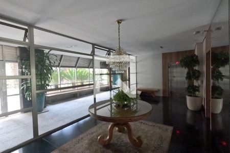 Apartamento para alugar com 189m², 3 quartos e 2 vagasÁrea Comum - Hall de Entrada