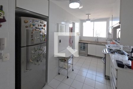 Apartamento para alugar com 189m², 3 quartos e 2 vagasCozinha