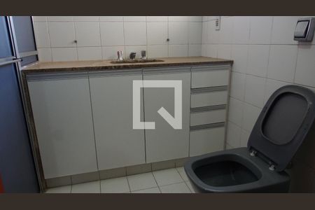 Apartamento à venda com 202m², 4 quartos e 2 vagasBanheiro da Suíte