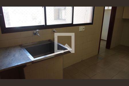 Apartamento à venda com 202m², 4 quartos e 2 vagasLavanderia