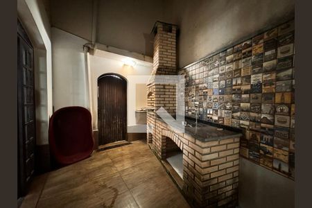 Casa à venda com 230m², 4 quartos e 3 vagas Casa à venda com 230m², 4 quartos e 3 vagasChurrasqueira