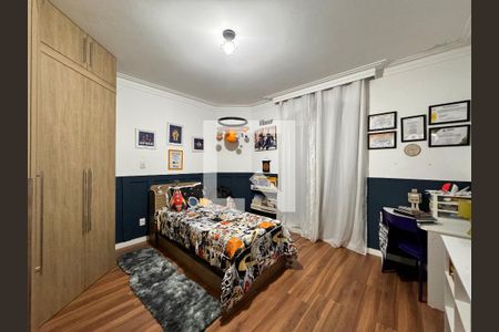 Casa à venda com 230m², 4 quartos e 3 vagas Casa à venda com 230m², 4 quartos e 3 vagasQuarto 2