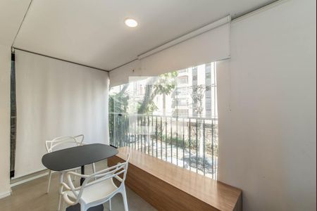 Apartamento à venda com 39m², 1 quarto e sem vaga Apartamento à venda com 39m², 1 quarto e sem vagaVaranda