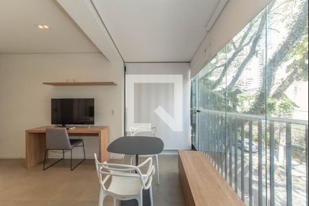 Apartamento à venda com 39m², 1 quarto e sem vaga Apartamento à venda com 39m², 1 quarto e sem vagaVaranda