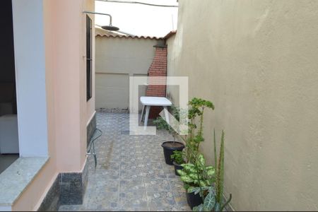 Casa à venda com 65m², 2 quartos e sem vagaQuintal