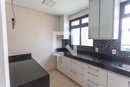 Apartamento à venda com 120m², 2 quartos e 2 vagas Apartamento à venda com 120m², 2 quartos e 2 vagasCozinha
