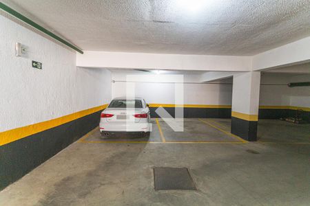 Apartamento à venda com 120m², 2 quartos e 2 vagas Apartamento à venda com 120m², 2 quartos e 2 vagasGaragem