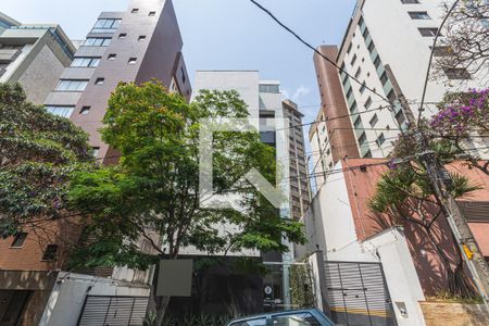 Apartamento à venda com 120m², 2 quartos e 2 vagas Apartamento à venda com 120m², 2 quartos e 2 vagasFachada