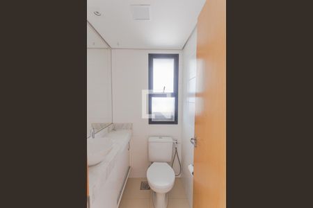 Apartamento à venda com 120m², 2 quartos e 2 vagas Apartamento à venda com 120m², 2 quartos e 2 vagasLavabo da Sala 2 na Cobertura