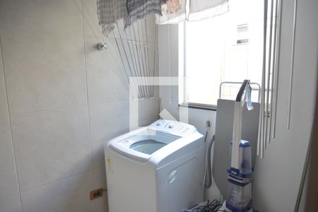 Apartamento à venda com 100m², 2 quartos e 2 vagasLavanderia 