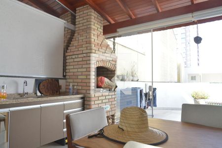 Apartamento à venda com 100m², 2 quartos e 2 vagasÁrea gourmet 