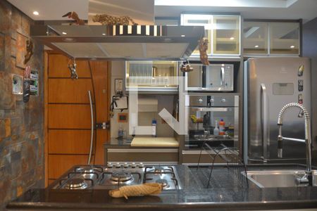 Apartamento à venda com 100m², 2 quartos e 2 vagasCozinha