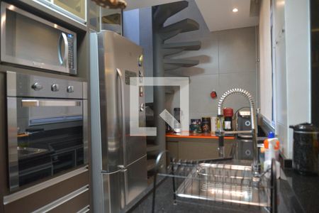 Apartamento à venda com 100m², 2 quartos e 2 vagasCozinha