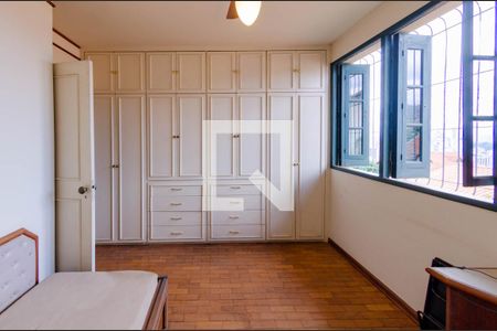 Casa à venda com 400m², 4 quartos e 4 vagasQuarto 1