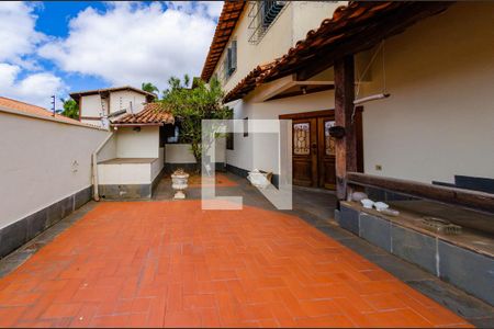 Casa à venda com 400m², 4 quartos e 4 vagasÁrea