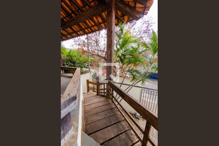 Casa à venda com 400m², 4 quartos e 4 vagasEntrada