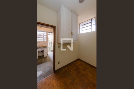 Casa à venda com 400m², 4 quartos e 4 vagasQuarto de serviço