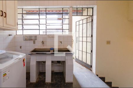 Casa à venda com 400m², 4 quartos e 4 vagasÁrea de serviço