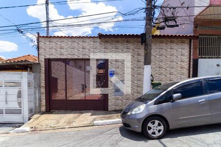 Casa à venda com 192m², 3 quartos e 3 vagasFachada
