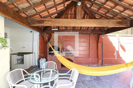 Casa à venda com 210m², 7 quartos e 3 vagasÁrea comum - Churrasqueira