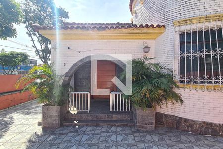 Casa à venda com 210m², 7 quartos e 3 vagasEntrada