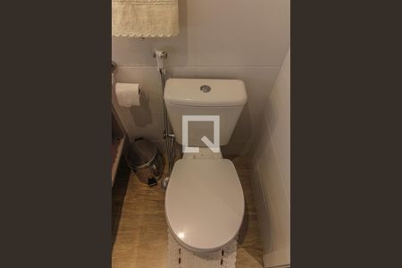 Apartamento à venda com 81m², 3 quartos e 1 vagaSuíte - Banheiro