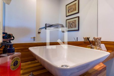 Apartamento à venda com 130m², 3 quartos e 3 vagas Apartamento à venda com 130m², 3 quartos e 3 vagasLavabo