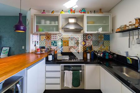 Apartamento à venda com 130m², 3 quartos e 3 vagas Apartamento à venda com 130m², 3 quartos e 3 vagasCozinha