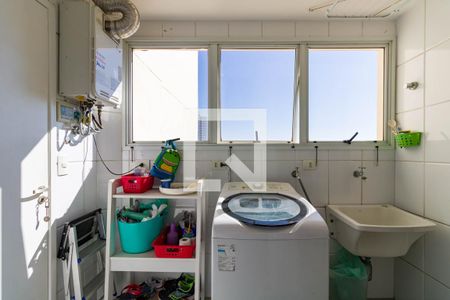 Apartamento à venda com 130m², 3 quartos e 3 vagas Apartamento à venda com 130m², 3 quartos e 3 vagasÁrea de Serviço