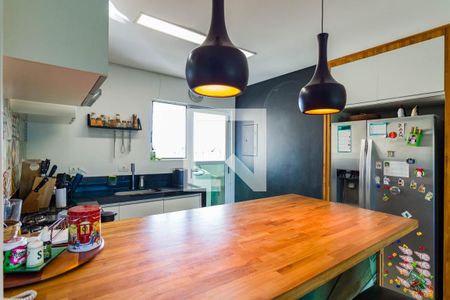 Apartamento à venda com 130m², 3 quartos e 3 vagas Apartamento à venda com 130m², 3 quartos e 3 vagasCozinha