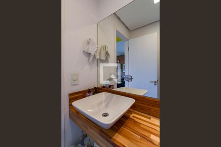 Apartamento à venda com 130m², 3 quartos e 3 vagas Apartamento à venda com 130m², 3 quartos e 3 vagasLavabo