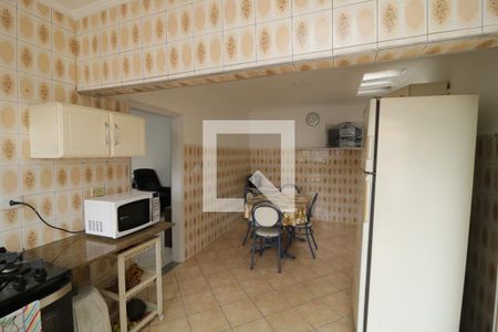 Casa à venda com 200m², 2 quartos e 2 vagasCozinha