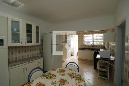 Casa à venda com 200m², 2 quartos e 2 vagasCozinha