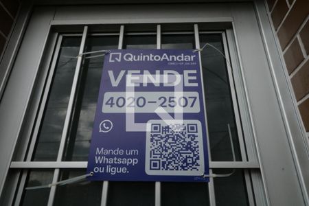 Casa à venda com 200m², 2 quartos e 2 vagasFachada