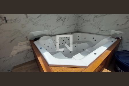 Casa para alugar com 150m², 3 quartos e 2 vagas Casa para alugar com 150m², 3 quartos e 2 vagasVaranda Jacuzzi