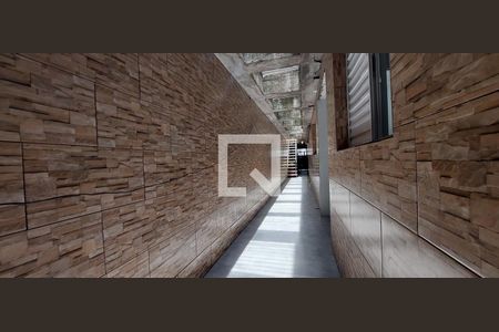 Casa para alugar com 150m², 3 quartos e 2 vagas Casa para alugar com 150m², 3 quartos e 2 vagasCorredor Lateral