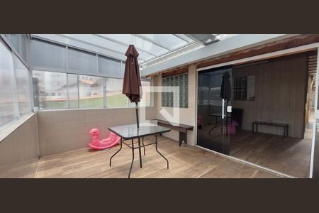 Casa para alugar com 150m², 3 quartos e 2 vagas Casa para alugar com 150m², 3 quartos e 2 vagasVaranda