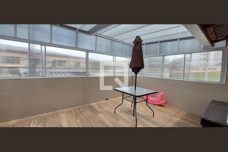 Casa para alugar com 150m², 3 quartos e 2 vagas Casa para alugar com 150m², 3 quartos e 2 vagasVaranda