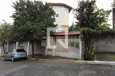 Casa de condomínio à venda com 214m², 3 quartos e 3 vagasFachada