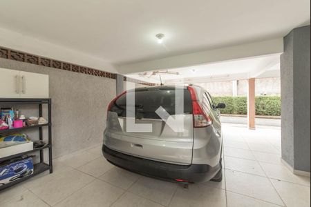 Casa de condomínio à venda com 214m², 3 quartos e 3 vagas Casa de condomínio à venda com 214m², 3 quartos e 3 vagasGaragem