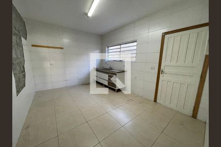 Casa à venda com 350m², 5 quartos e 4 vagas Casa à venda com 350m², 5 quartos e 4 vagasCozinha
