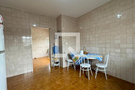 Casa para alugar com 400m², 4 quartos e 8 vagasCozinha