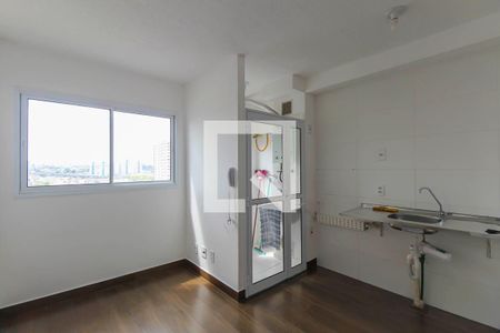 Sala/Cozinha de apartamento para alugar com 2 quartos, 34m² em Vila Tolstoi, São Paulo