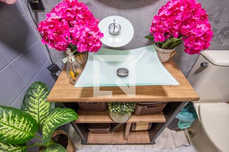 Apartamento à venda com 72m², 2 quartos e 2 vagas Apartamento à venda com 72m², 2 quartos e 2 vagasBanheiro