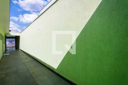 Casa à venda com 200m², 2 quartos e 5 vagas Casa à venda com 200m², 2 quartos e 5 vagasQuintal