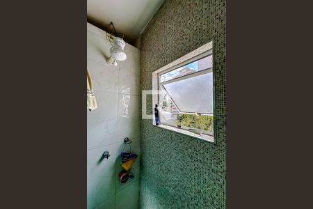 Casa à venda com 70m², 2 quartos e sem vagaBanheiro da Suíte