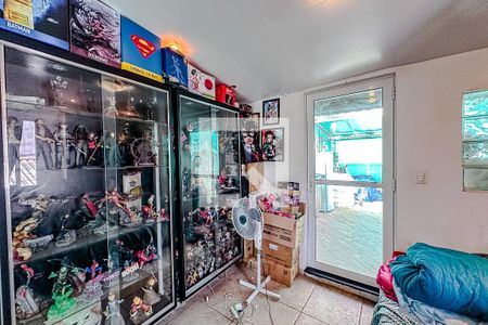 Casa à venda com 70m², 2 quartos e sem vagaSuíte